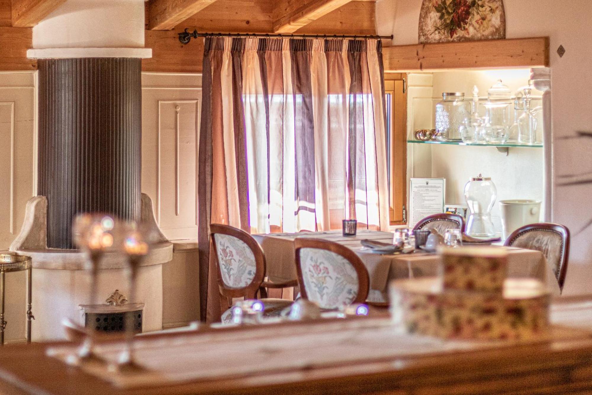 B&B Alla Loggia Dell'Imperatore Levico Terme Exteriör bild