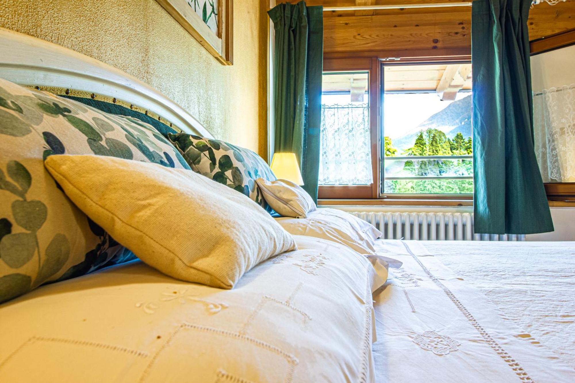 B&B Alla Loggia Dell'Imperatore Levico Terme Exteriör bild